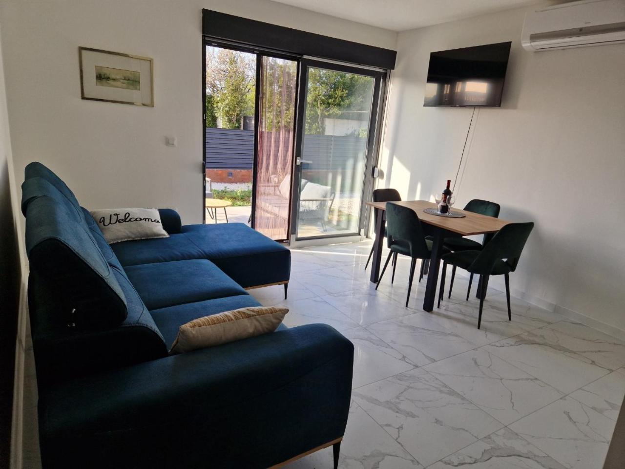 Apartmani Relaxsea Privlaka  Luaran gambar