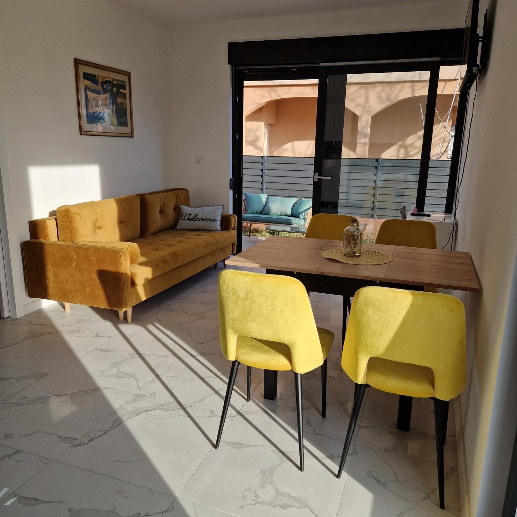 Apartmani Relaxsea Privlaka  Luaran gambar